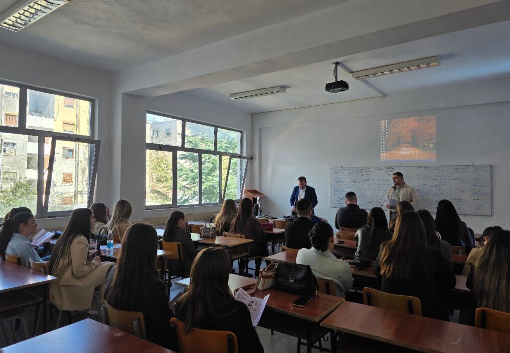 250 studentë të drejtësisë trajnohen mbi ndihmën ligjore falas