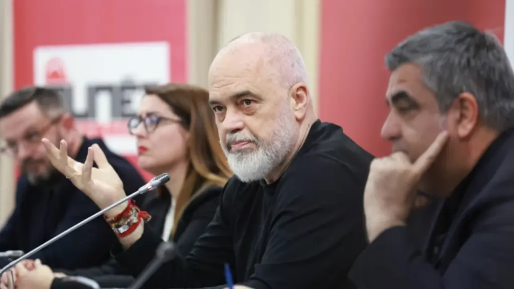  Deri tani janë bërë 300 mijë legalizime   Rama në Asamblenë e PS së  Sistem me kritere të qarta sipas viteve  nuk do të bëhen kapërcime