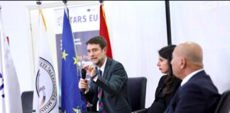 Ministri Hoxha në Durrës: Të rinjtë, shtylla kryesore e rrugës së Shqipërisë drejt BE-së