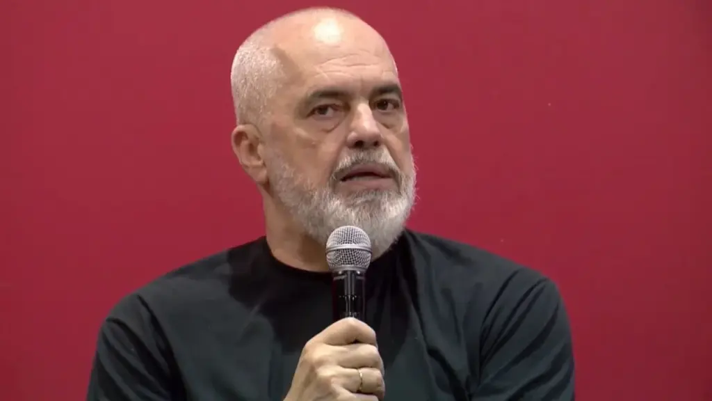  A është e vërtetë që 9 vende kanë bllokuar Shqipërinë me veto    Rama përgjigjet nga asambleja e PS në Durrës  Është barsoletë