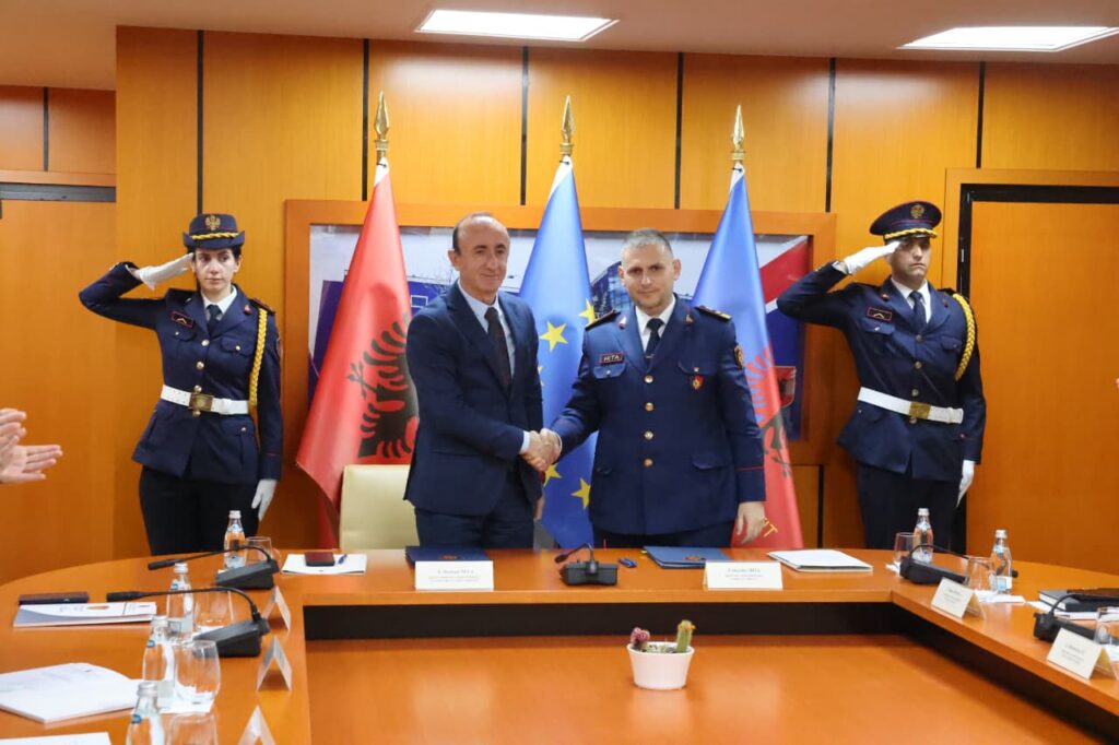 Hita  Marrëveshje e re bashkëpunimi për goditjen e ndërtimeve pa leje dhe krimeve mjedisore