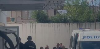 LAJMI I FUNDIT/ Shfaqet ERION VELIAJ publikisht pas seancës që fitoi në KUSHTETUESE, nis gjyqi me OLSI DADO-n (VIDEO)