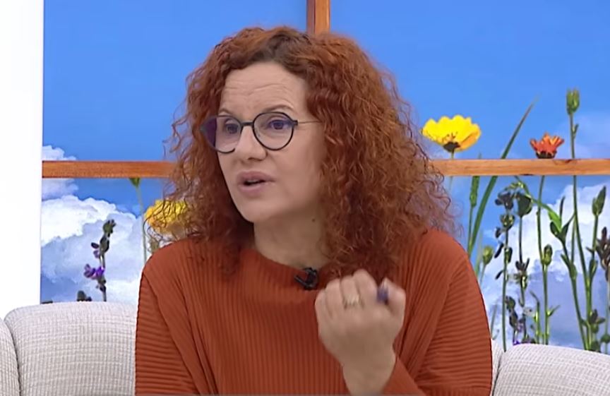 Hëna e Plotë te Peshorja  Meri Gjini tregon ndikimin te secila shenjë  Kush duhet të ketë kujdes me shpenzimet gjatë fundjavës