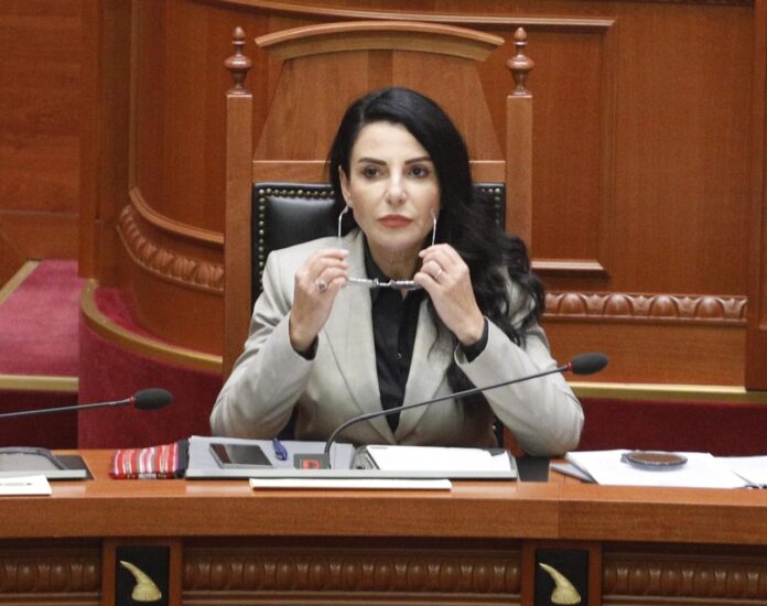 balluku-foto-lsa