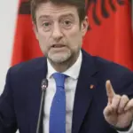 Frika e Vuçiç për bashkëpunimin ushtarak Shqipëri-Kroaci- Kosovë/ Ministri i Jashtëm, Ferit Hoxha për TCh: Nuk jemi në aleanca kundër Serbisë, jemi në NATO