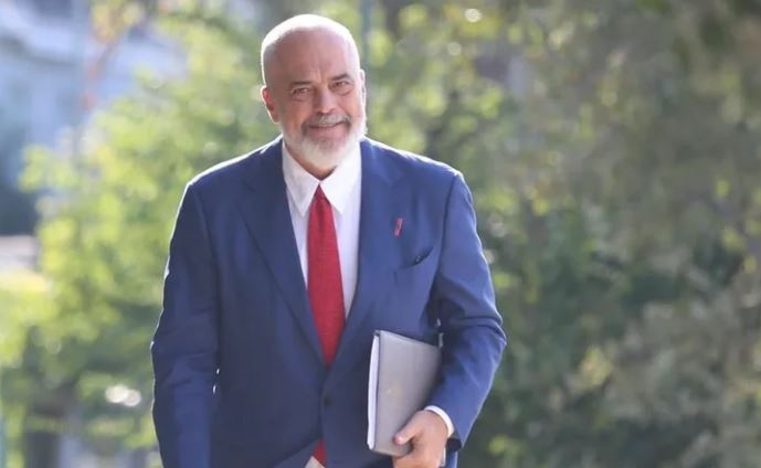 Jo vetëm kryebashkiakët e PS së në takim  Rama mbledh drejtuesit vendor në 11 00