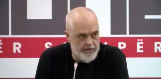 “Vijnë ca të tuajt dhe nuk lënë gjë pa thënë për të dëmtuar procesin”/ Rama për anëtarësimin në BE: S’kemi çfarë t’u bëjmë të paudhëve