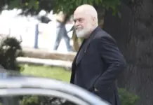 Rama mbledh Grupin Parlamentar të PS-së, diskutime në Kryesinë e Kuvendit