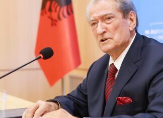 Ylli Pata: Arsyet e sulmit të Altin Dumanit dhe Irena Gjokës në vitin e pestë të Non Grata-s