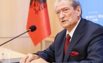 Ylli Pata: Arsyet e sulmit të Altin Dumanit dhe Irena Gjokës në vitin e pestë të Non Grata-s