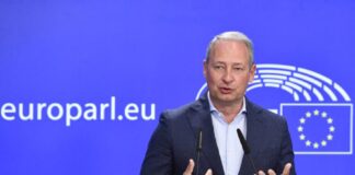 Raporteri Schieder vlerëson Shqipërinë