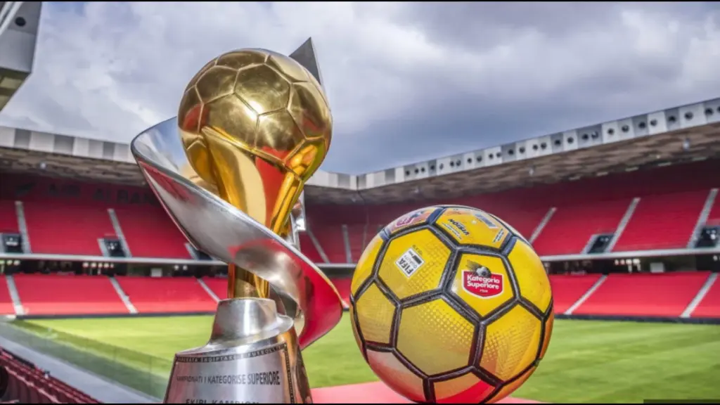 Renditja e Superiores pas javës së 31  Vllaznia zyrtarisht në  Final Four   Elbasani në vend të dytë  garë e ndezur për mbijetesën