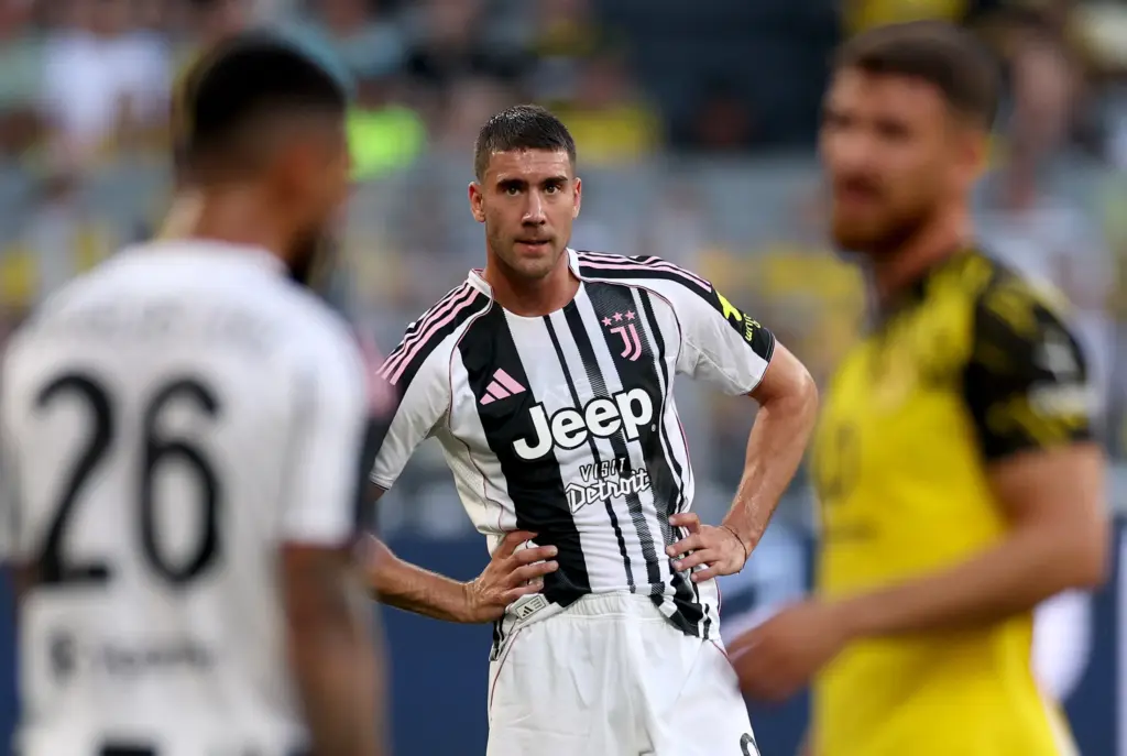 Vlahoviç  bën naze  për rinovimin e kontratës  kërkon pagë të njëjtë me yllin tjetër të Juventusit