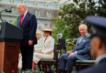 “Nëna ime ishte e fiksuar pas teje”, Donald Trump pret Charles III në Shtëpinë e Bardhë, atmosferë ceremoniale dhe batuta gjatë vizitës zyrtare