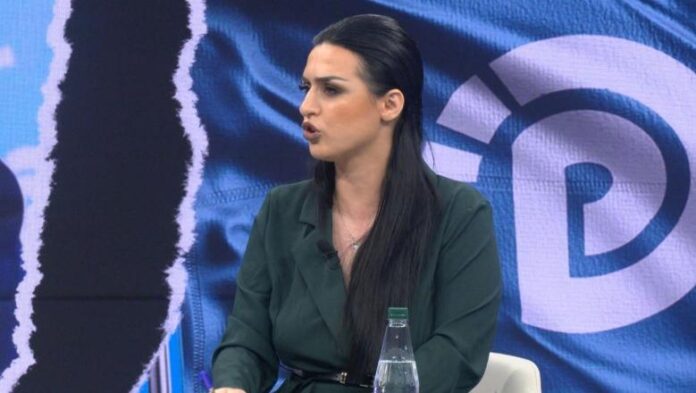 1774888903_alesiaballiu
