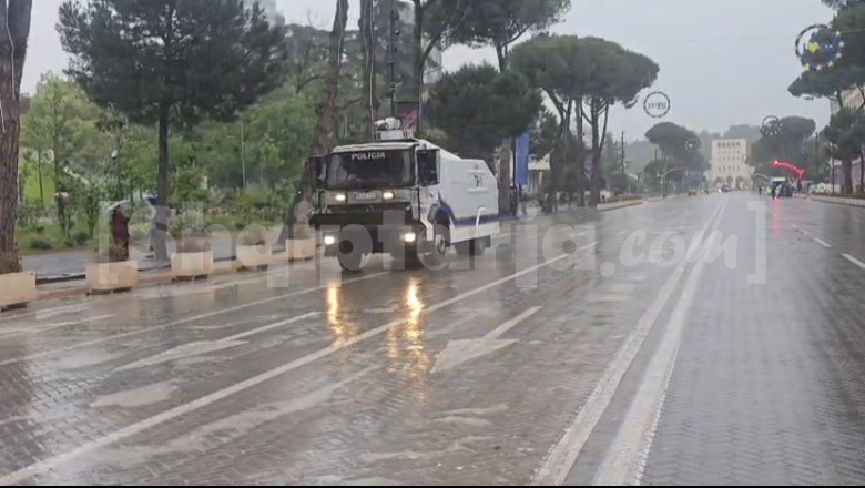 Sot protesta  PD rikthen marshimet  Hita  Leja vetëm për në Bulevard  Opozita  Po na provokon