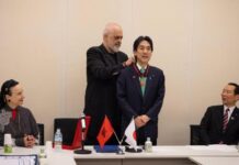 Vizita e Ramës në Tokio, kryeministri publikon fotot nga takimi me Ligën Parlamentare e Miqësisë Japoni–Shqipëri