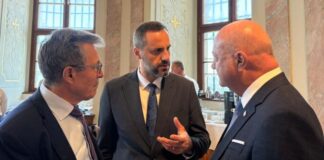 Lamallari takohet me Kancelarin e Austrisë dhe ish-Sekretarin e Përgjithshëm të NATO-s: Shqipëria ka bërë progres, mbështetje për integrimin në BE