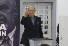 Berisha shkon të votojë për veten
