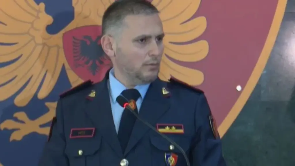 Protesta e opozitës  drejtori i Policisë  Janë marrë masat  Atentati ndaj çiftit Mujeci  Hita  Sot RENEA zhvilloi kontrolle për kapjen e autorëve