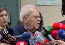 Puthja që ju shkatërroi planet ose si Robert Ndrenika rrëmbeu tapetin e kuq