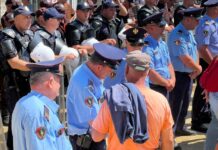 Protestat në Zvërnec, Skënder Hita pezullon drejtorin e Policisë së Vlorës: Qytetari nuk është futur me dhunë në territorin e rrethuar