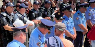 Protestat në Zvërnec, Skënder Hita pezullon drejtorin e Policisë së Vlorës: Qytetari nuk është futur me dhunë në territorin e rrethuar