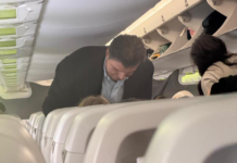 Balla i ‘bën’ foto Bashës në avion!