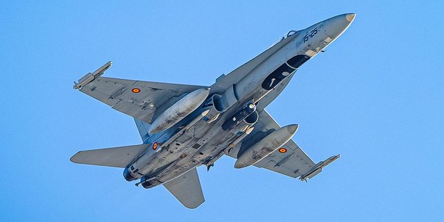 NATO ngre avionët luftarakë pas hyrjes së dyshuar të një droni pranë kufirit rus
