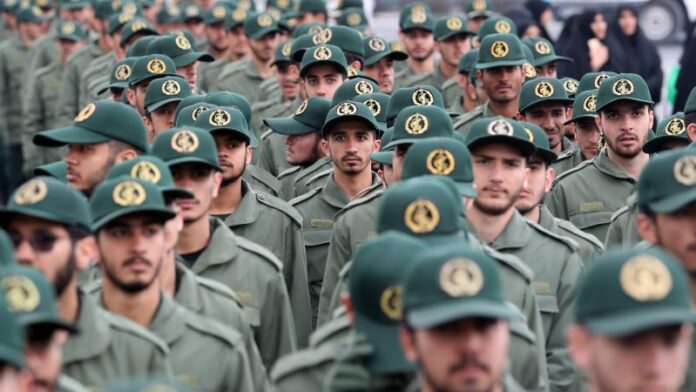 69f72cb2bc90dgarda-revolucionare-e-iranit