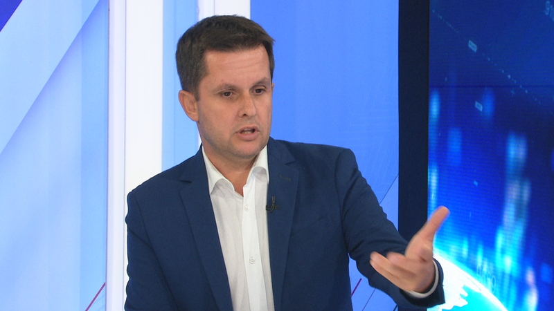 Ilir Alimehmeti shton presionin  E kam dorëzuar kandidaturën për kryetar bashkie në Tiranë  po pres përgjigje nga PD