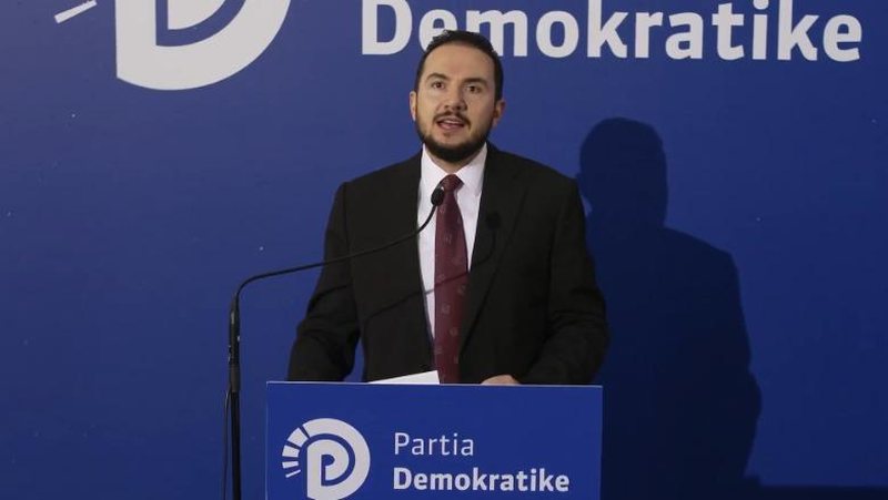  Tronditëm sistemin   Salianji  Lëvizja jonë më e fortë se çdo regjim  në 5 muaj bëmë atë që të tjerët s e bënë për 36 vite