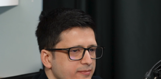 Paradokset e një vendi ku partitë transformohen më shpejt se shoqëria