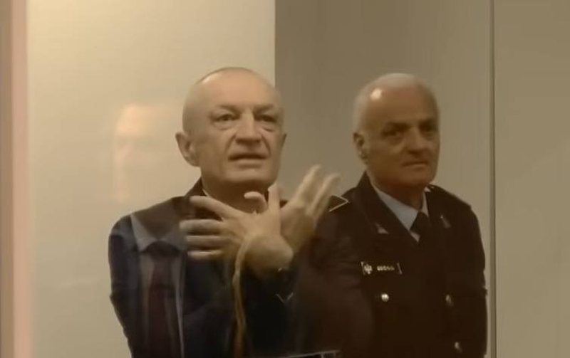 Kafazi i Presidentit Ilir Meta dhe  domatorët  e cirkut gjyqësor