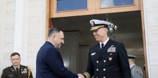 Ministri Nufi takon Komandantin e Komandës së Forcës së Bashkuar të NATO-s në Napoli: Shqipëria, partner plotësisht i angazhuar ndaj vlerave të përbashkëta