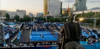 Rama fton qytetarët: Pas finales së Champions League, shijoni spektaklin e padelit në Sheshin Skënderbej