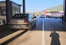 Fluks në Morinë, fundjava sjell mijëra pushues nga Kosova drejt Shqipërisë