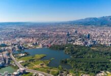 Shqipëria në qendër të itinerarit turistik të Ballkanit, “La Vanguardia” vlerëson Tiranën dhe Shkodrën