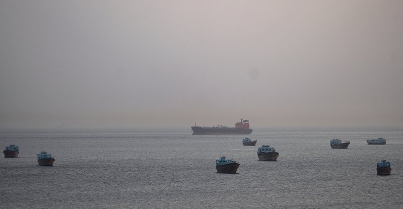 Kina transportoi naftë iraniane përmes Hormuzit  Trump  E lejuam ne
