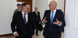 Ministri Nufi takim me homologun grek Dendias: Vijojmë dialogun e ngushtë në fushën e mbrojtjes dhe sigurisë