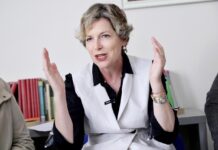 Ministrja Sala: Angazhimi vullnetar i të rinjve, një model që duhet ta zgjerojmë në të gjithë Shqipërinë