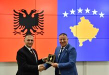 Drejtori i Përgjithshëm i Policisë së Shtetit Skender Hita, vizitë zyrtare në Policia e Kosovës