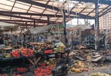 Ishte shpallur në kërkim për zjarrin në tregun e fruta-perimeve në Lushnjë, arrestohet 48-vjeçari