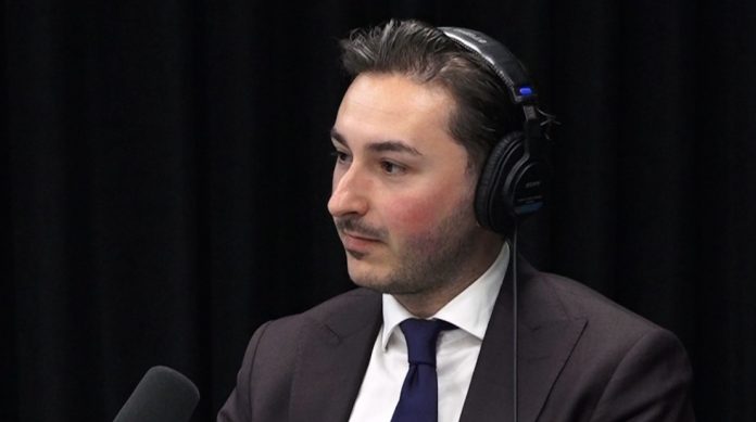 Arbër Gashi  deputeti shqiptar në parlamentin e Suedisë