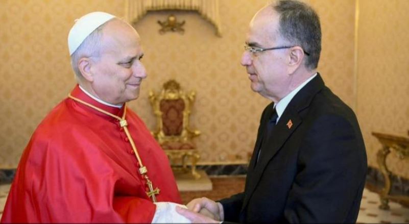  Lidhja me Vatikanin ka vlera të mëdha historike   Begaj takohet me Papa Leone XIV  E ftova të vizitojë Shqipërinë