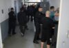 Aksion blic në burgun e Fierit, Vlorës dhe Peqinit/ Sekuestrohen telefona dhe mjete prerëse të improvizuara