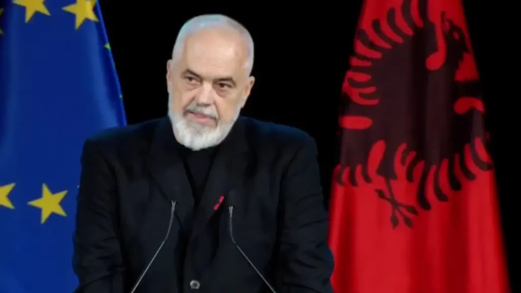 Rama niset drejt Gjermanisë  merr pjesë në ceremoninë e Çmimit të Karlit të Madh që i akordohet ish kryeministrit Italian