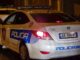 E rëndë në Kuçovë, 45-vjeçari i merr armën policit nga brezi dhe e plagos