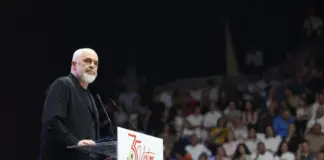 “Arritën deri në pikën sa nxorën flamujt e Gjermanisë në bulevard”/ Rama denoncon PD dhe konfirmon takimin me Merz në konferencën ndërqeveritare: Do t’ju përshëndes nga Brukseli