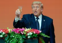 Trump në Kinë: Xi Jinping premtoi të ndihmojë me Iranin, të blejë naftë amerikane dhe 200 Boeing 737